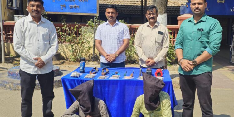 जुन्नर-आंबेगाव तालुक्यातील मंदिर चोरी प्रकरणाचा उलगडा; दोन आरोपी जेरबंद, १ लाख ११ हजार रुपयांचा मुद्देमाल जप्त