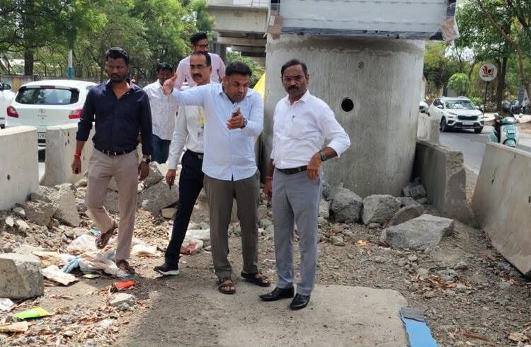 बाणेर रोडवरील पावसाळी पूर्वतयारीचा आढावा; अतिरिक्त महापालिका आयुक्त ओमप्रकाश दिवटे यांची संयुक्त पाहणी