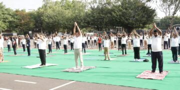 पुणे पोलिस आयुक्तालयात आंतरराष्ट्रीय योग दिन उत्साहात साजरा