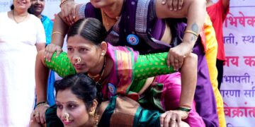 आंतरराष्ट्रीय योग दिनानिमित्त पिंपरी चिंचवड महानगरपालिका व योग विद्या धाम यांच्या संयुक्त विद्यमाने योगाभ्यास कार्यक्रम उत्साहात संपन्न….