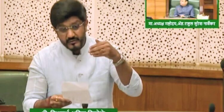 खाजगी ट्रॅव्हल एजंन्सीच्या दलालांची शिवाजीनगर एसटी स्थानकात दहशत आमदार सिद्धार्थ शिरोळे यांची कारवाईची मागणी