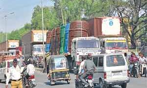 पुणे शहरात जड-अवजड वाहनांना प्रवेशबंदी पर्यायी मार्गाचा वापर करण्याचे आवहन