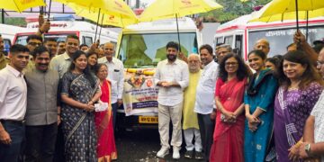 वारकऱ्यांची सेवा म्हणजे पांडुरंग परमात्म्याचीच सेवा मुरलीधर मोहोळ यांचे प्रतिपादन; वारकऱ्यांसाठी फिरता दवाखाना उपक्रमाचा शुभारंभ
