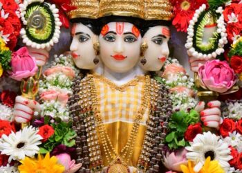 गुरुपौर्णिमेनिमित्त दगडूशेठ हलवाई दत्त मंदिरात विविध धार्मिक व सांस्कृतिक कार्यक्रमांचे आयोजन