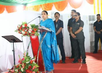 पंतप्रधान नरेंद्र मोदी यांनी आज ७५ पुनर्विकसित रेल्वे स्थानके राष्ट्राला करणार समर्पित; बारामती स्थानकाचाही समावेश