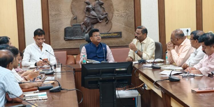 अमित शाह यांच्या पुणे दौऱ्याच्या पार्श्वभूमीवर महापालिकेची तयारी; आयुक्त नवल किशोर राम यांच्या अध्यक्षतेखाली आढावा बैठक