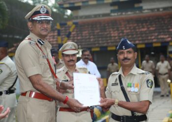 येरवडा मध्यवर्ती कारागृह येथे स्वातंत्र्य दिनानिमित्त ध्वजारोहण