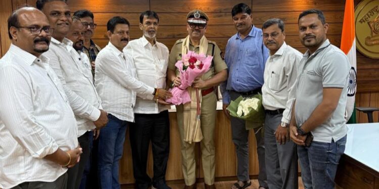 पुणे पोलीस आयुक्त अमितेश कुमार यांना केंद्रीय गृह मंत्रालयाचे ‘अतिउत्कृष्ट सेवा पदक’ विविध क्षेत्रांतील मान्यवरांकडून विशेष सत्कार!