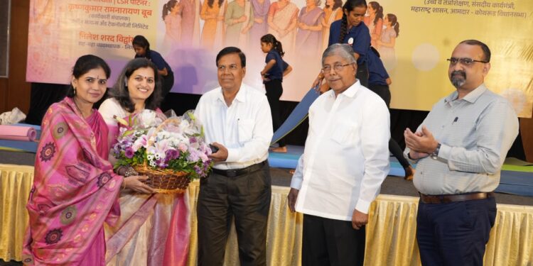 दुसऱ्याच्या दुःखात मदतीसाठी प्रत्येकाच्या घरात एखादी पिगी बँक असावी : ना. चंद्रकांतदादा पाटील