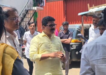बोपोडीतील रेडीरेकनरचा कमी असलेला दर वाढविण्यासाठी मुख्यमंत्री देवेंद्र फडणवीस यांची भेट घेणार : उपमहापौर परशुराम वाडेकर