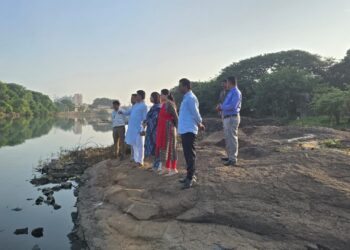 प्रभाग क्र. ८ व ९ मधील सर्व गणेश विसर्जन घाटांच्या तयारीचा उपमहापौर परशुराम वाडेकर यांनी घेतला आढावा