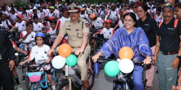 फिट इंडिया, प्रदूषणमुक्त पुण्यासाठी पाच हजार पुणेकरांचा उत्स्फूर्त सहभाग