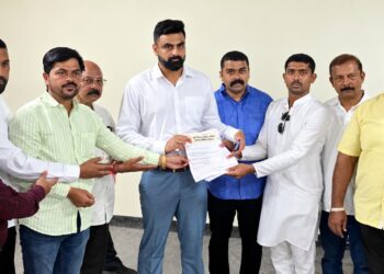 साउंड व्यावसायिकांचा जिल्हाधिकारी कार्यालयावर मूक मोर्चा – कारवाई थांबविण्यासह जप्त केलेली साधने परत करण्याची मागणी; समान नियमावली लागू करण्याची मागणी