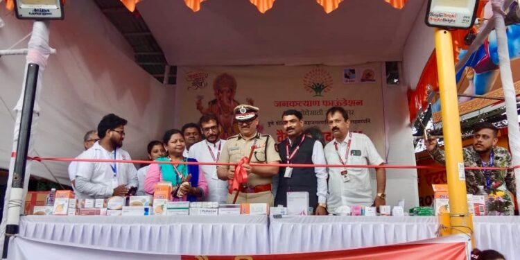 पुणे पोलीस आयुक्त अमितेशकुमार यांच्या हस्ते प्रथमोपचार केंद्राचे उद्घाटन