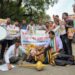 पुणे महानगरपालिका आयुक्तांना दिलेल्या धमकीविरोधात पुणे शहर युवक काँग्रेस आक्रमक; महापालिका गेटवर ‘कुंभकर्ण’ देवाभाऊंना उठवण्यासाठी अनोखे आंदोलन!